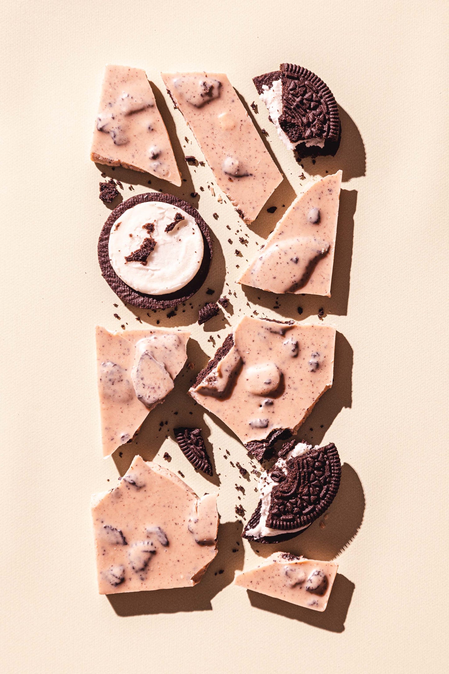 Cookies & Cream Gourmet Chocolate Bar